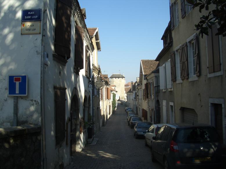 Rue
du Pont-Vieux